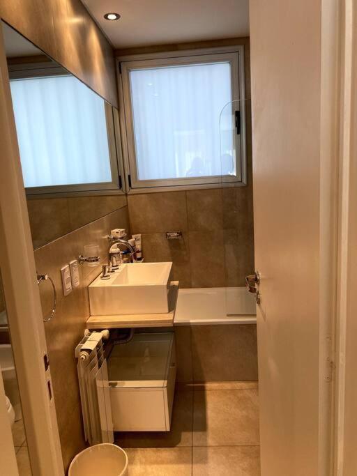 Hermoso Studio En Recoleta Con Piscina Y Laundry Buenos Aires Exterior photo
